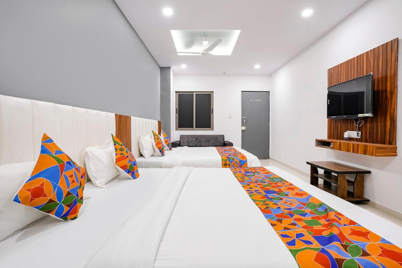 Fabhotel Magnus سورات المظهر الخارجي الصورة