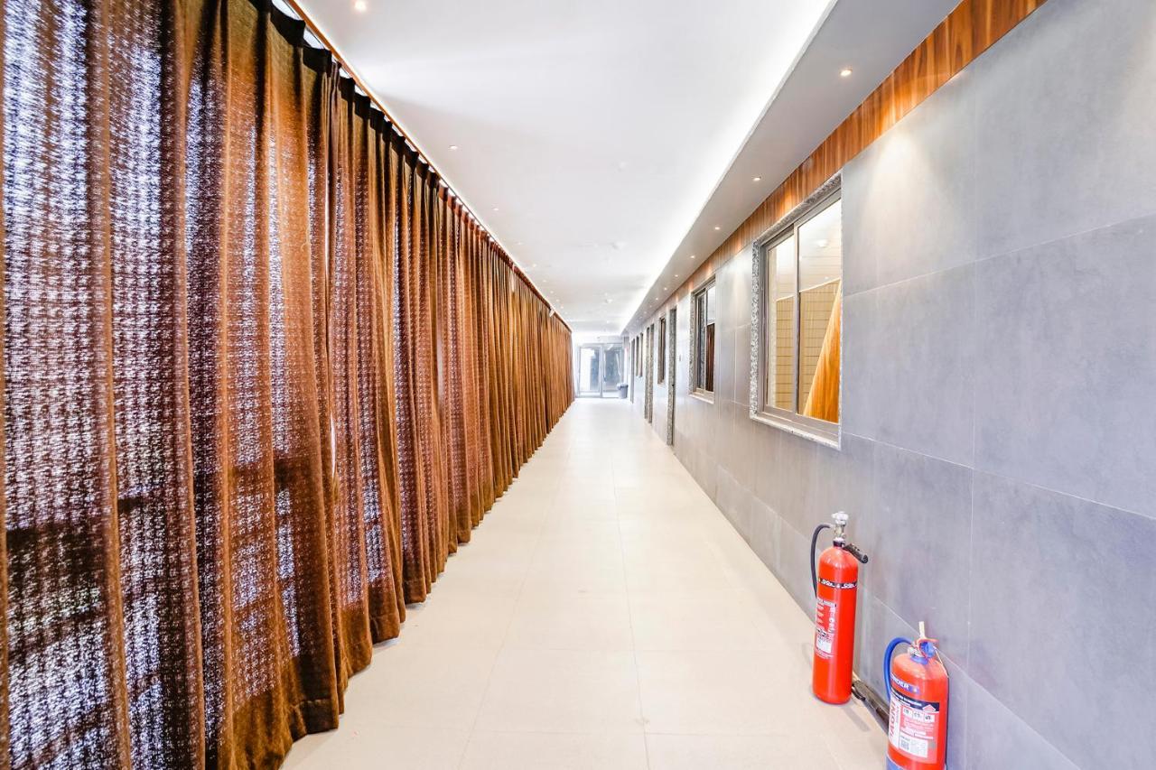 Fabhotel Magnus سورات المظهر الخارجي الصورة