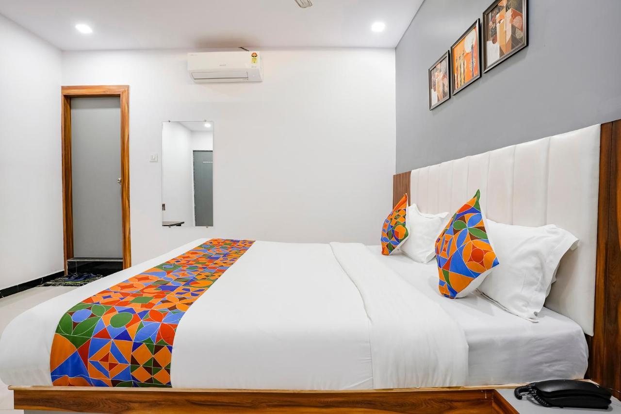 Fabhotel Magnus سورات المظهر الخارجي الصورة