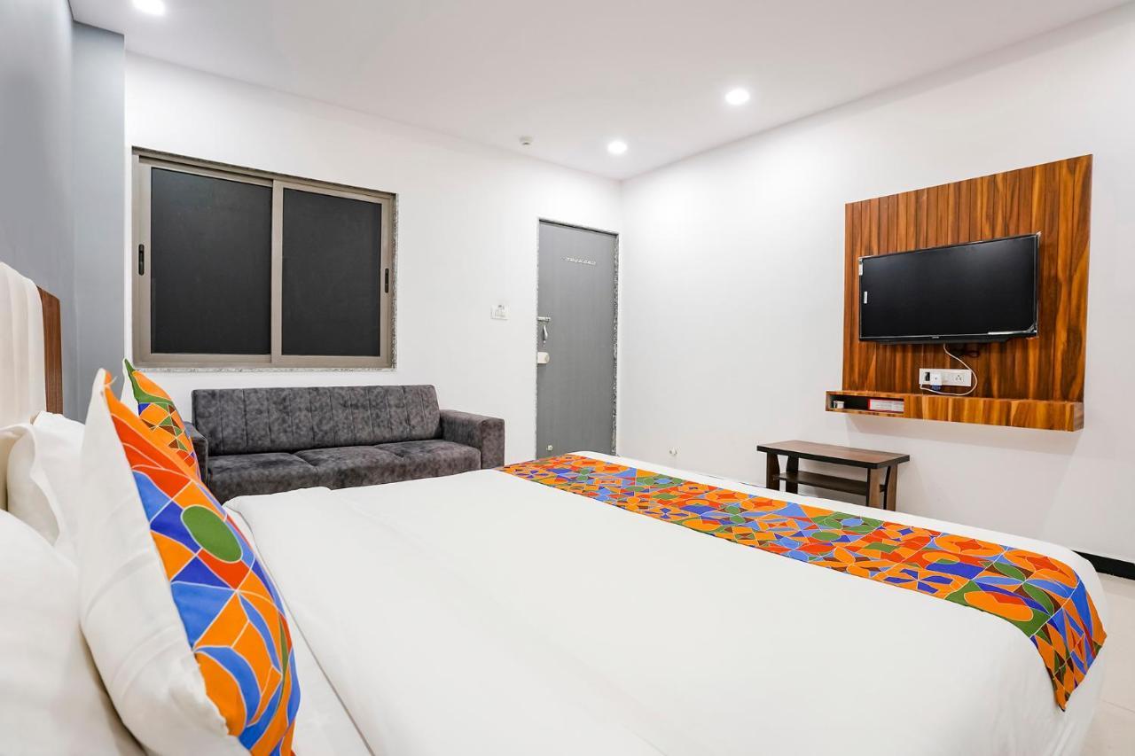 Fabhotel Magnus سورات المظهر الخارجي الصورة